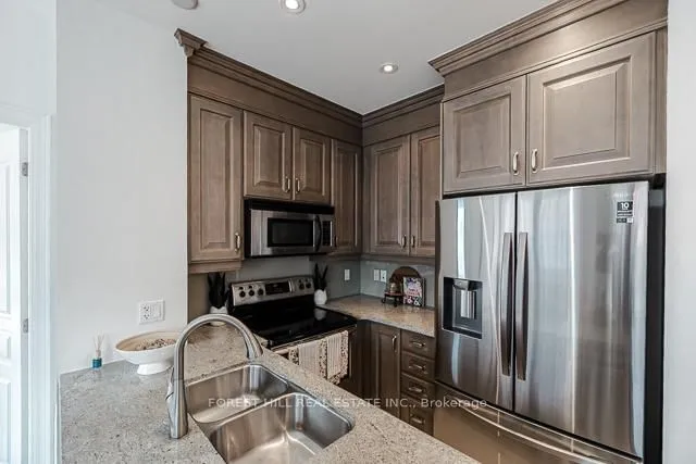 Additional image 17 of 20 Burkebrook Pl Unit 502