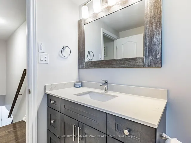 Additional image 30 of 10 Governor Grove Cres