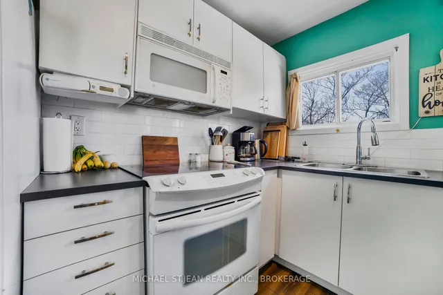 Additional image 17 of 14 East 31st St