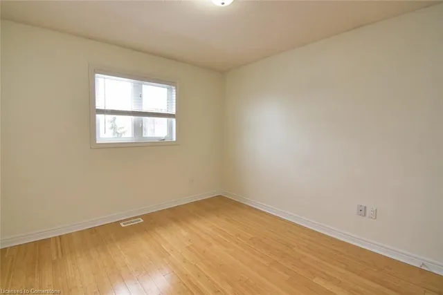 Additional image 26 of 53 Dulgaren St