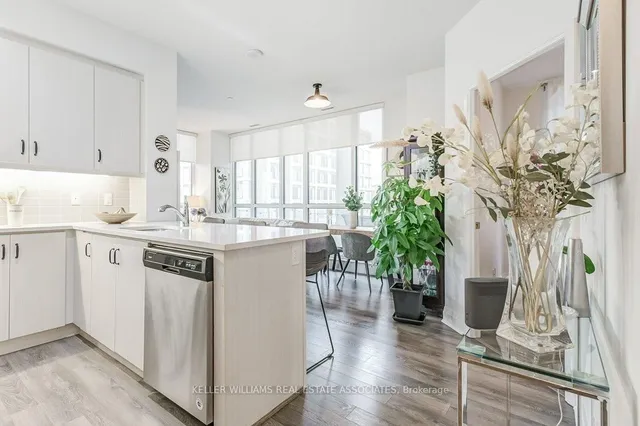 Additional image 8 of 15 Zorra St Unit 209