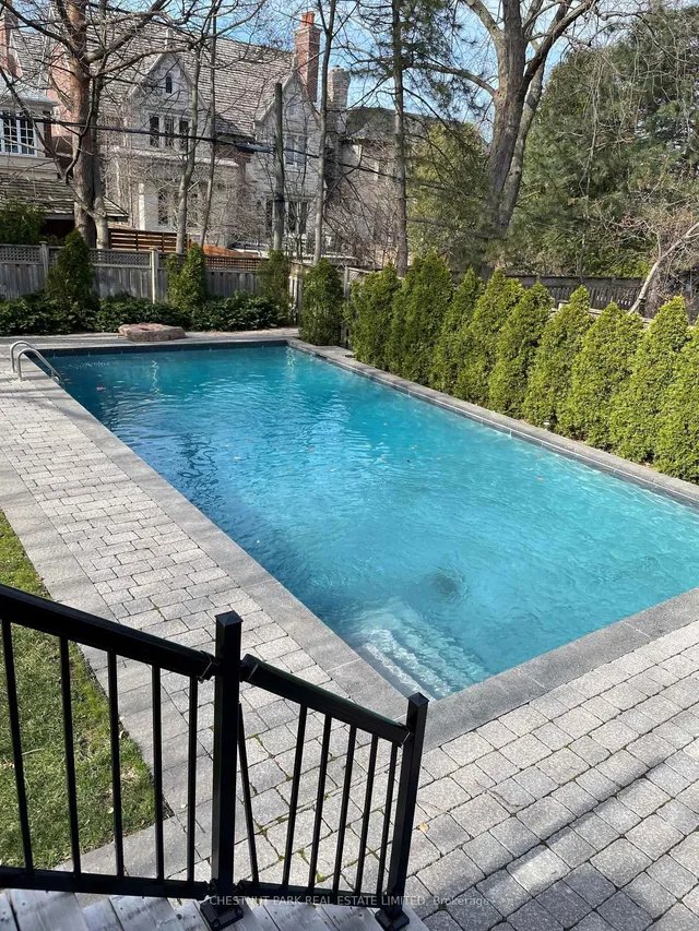 Additional image 43 of 124 Cheltenham Ave