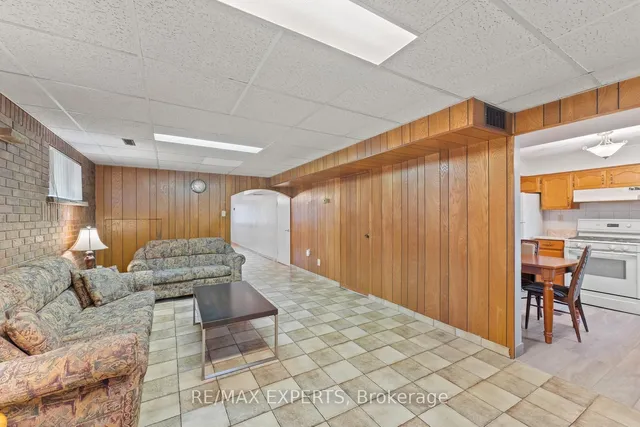 Additional image 22 of 126 Ardwick Blvd