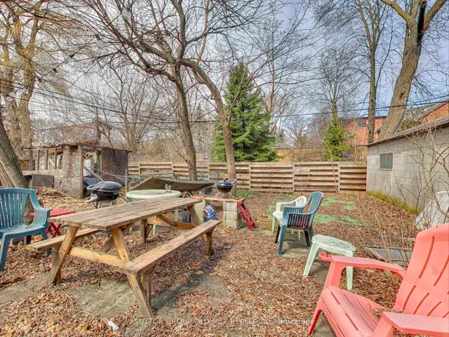 Additional image 34 of 198 Howard Park Ave