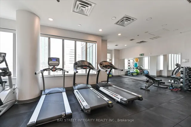 Additional image 33 of 1 Avondale Ave Unit 503