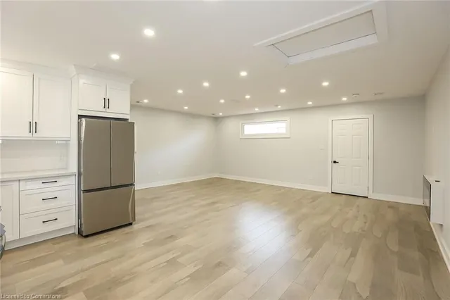 Additional image 40 of 274 Margaret Ave