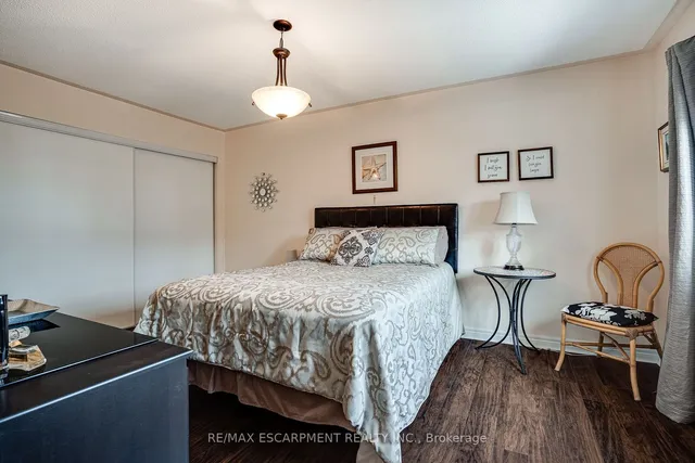 Additional image 29 of 100 Beddoe Dr Unit 27