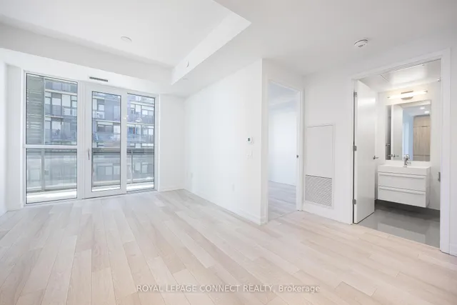 Additional image 3 of 39 Roehampton Ave Unit 2907