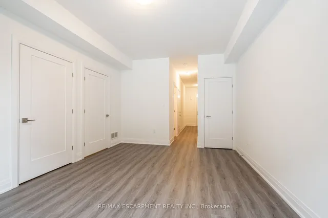 Additional image 9 of 16 CLEAR VALLEY Lane