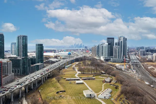 Additional image 4 of 170 Fort York Blvd Unit 2602