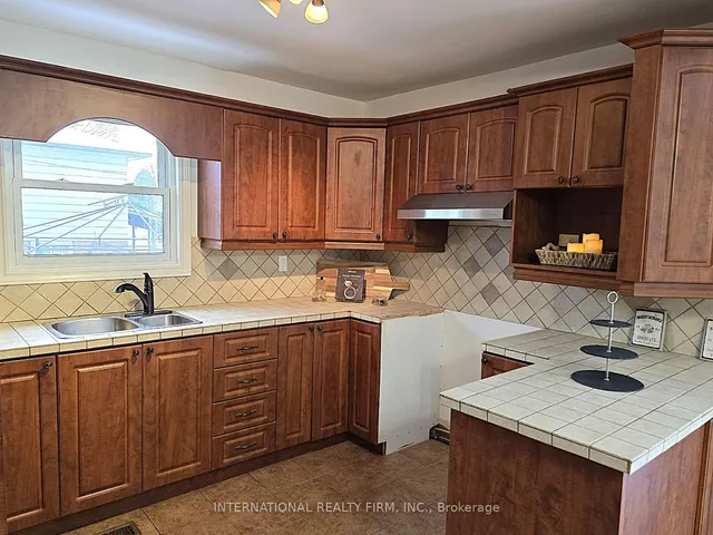 Additional image 9 of 122 East 45th St