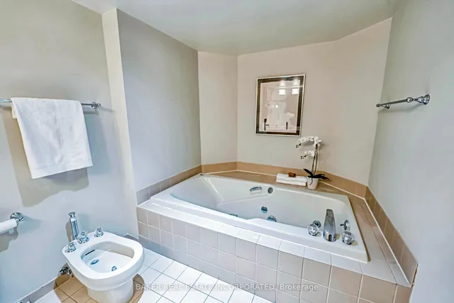 Additional image 25 of 25 George St Unit 903