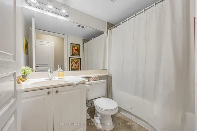 Additional image 22 of 10 Northtown Way Unit 812