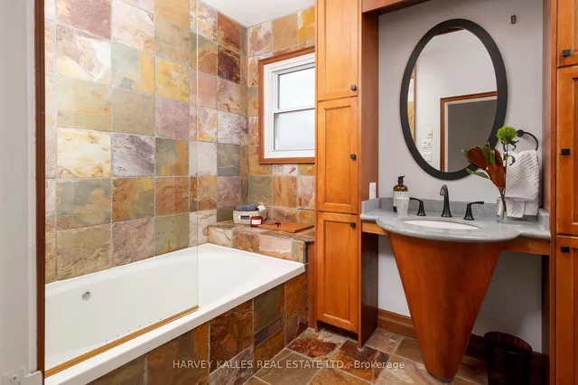 Additional image 9 of 296 Glen Rd