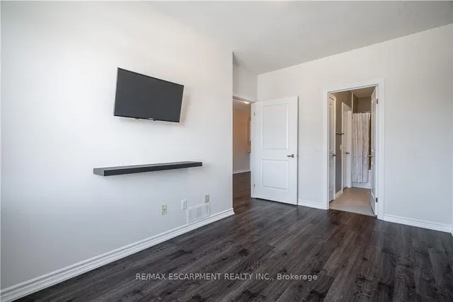 Additional image 24 of 95 Wilson St Unit 204