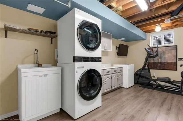 Additional image 36 of 40 Odessa St