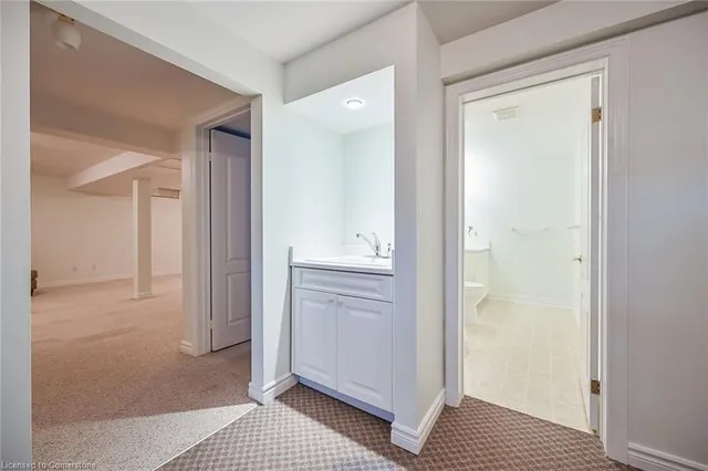 Additional image 40 of 86 Silverbirch Blvd