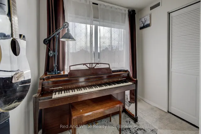 Additional image 16 of 500 Westmount Rd Unit 302