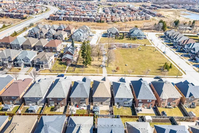 Additional image 47 of 35 Lampman Cres