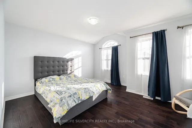 Additional image 24 of 13 Fenchurch Dr