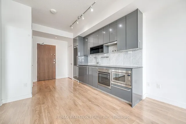 Additional image 16 of 115 Mcmahon Dr Unit 2606