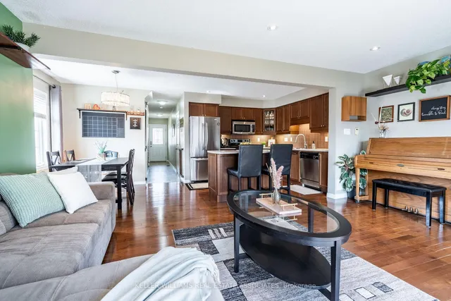 Additional image 13 of 515 Beaumont Cres