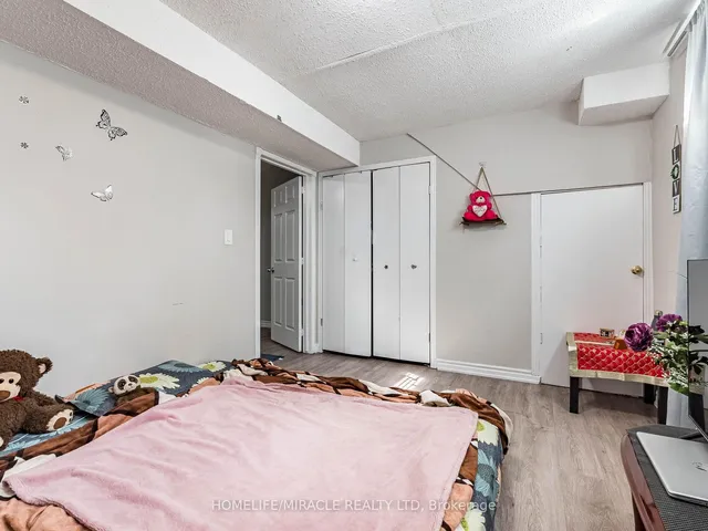 Additional image 36 of 10 Madison St