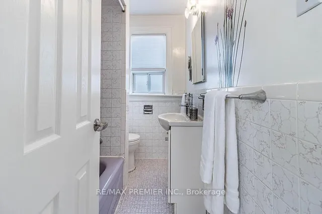 Additional image 17 of 633 Lauder Ave