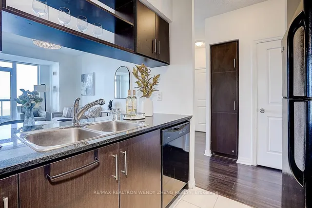 Additional image 18 of 30 Herons Hill Way Unit 2302