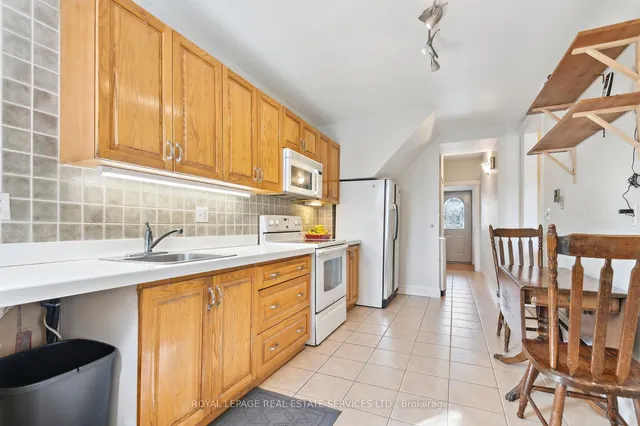 Additional image 6 of 43 Glenlake Ave