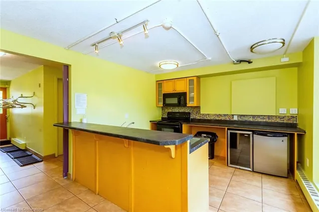 Additional image 12 of 350 Quigley Rd Unit 223