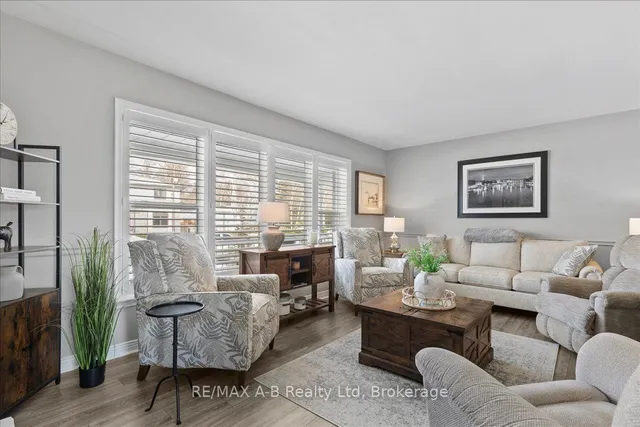 Additional image 6 of 684 Hiawatha Blvd