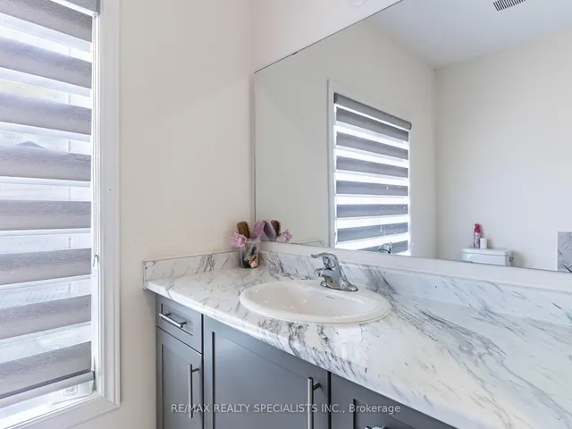 Additional image 39 of 37 Peak Dr