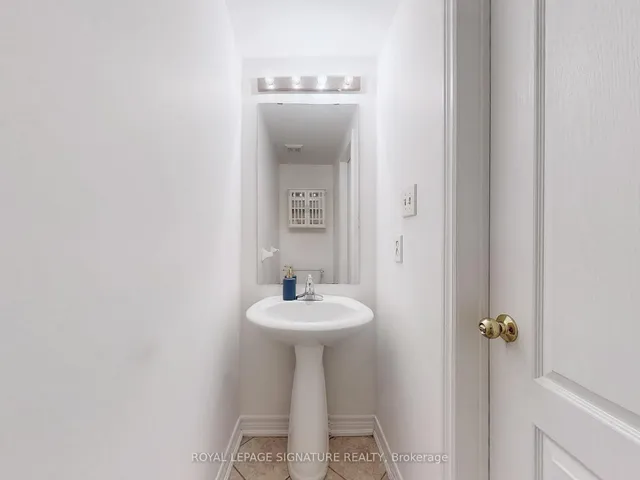 Additional image 13 of 321 Bussel Cres