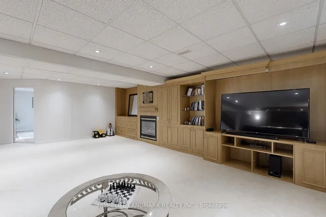 Additional image 35 of 2314 Woodridge Way