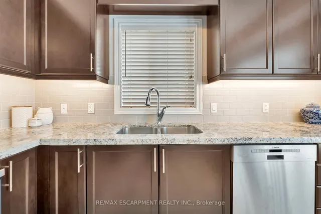 Additional image 18 of 19 COLORADO Blvd