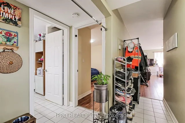 Additional image 37 of 657 Evans Ave