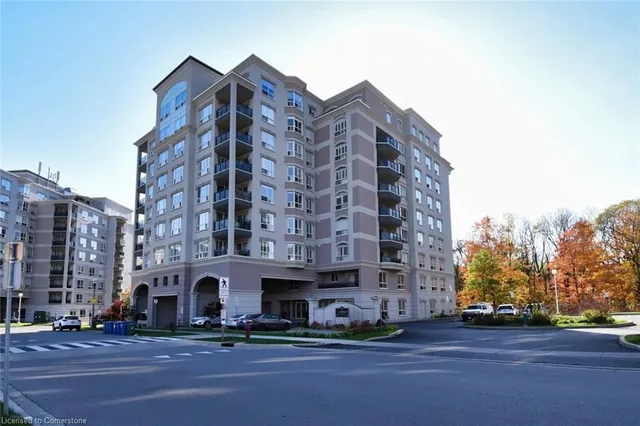 Additional image 3 of 3000 Creekside Dr Unit 304