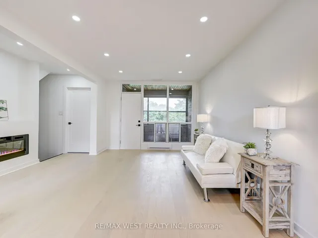 Additional image 12 of 22 Tandridge Cres Unit 808