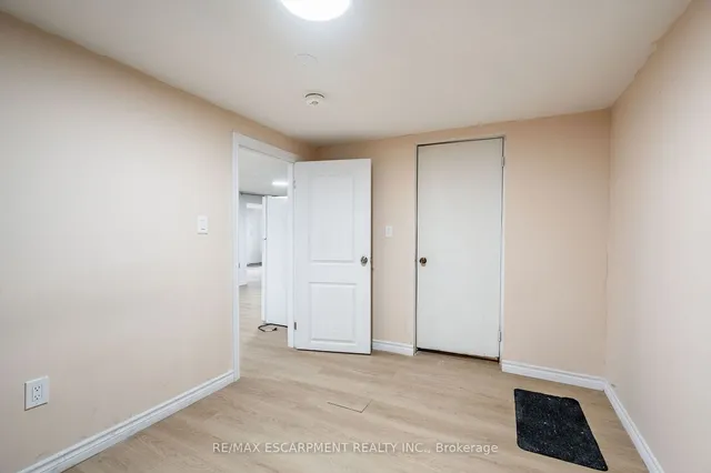 Additional image 36 of 19 Winthrop Pl