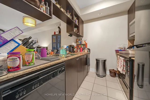 Additional image 13 of 310 Village Green Sq Unit 14