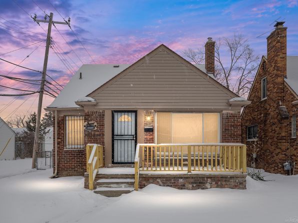 19360 Strathmoor St, Detroit, MI 48235