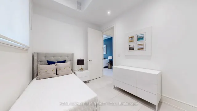 Additional image 39 of 116 Deloraine Ave