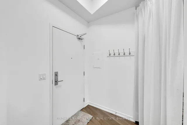 Additional image 5 of 49 East Liberty St Unit 2601