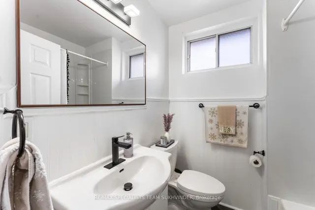 Additional image 27 of 21 White Abbey Park