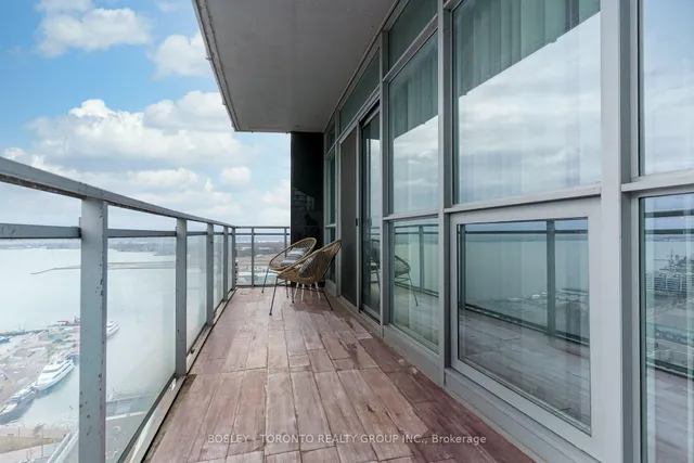 Additional image 36 of 38 Dan Leckie Way Unit 3011