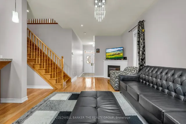 Additional image 11 of 5 Amaryllis Dr