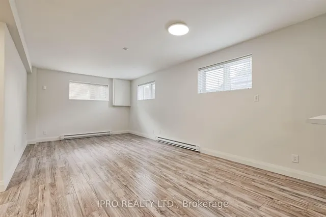 Additional image 13 of 657 Evans Ave