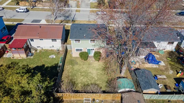 Additional image 32 of 41 Carberry Cres