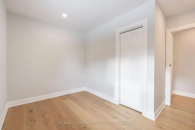 Additional image 29 of 11 James St